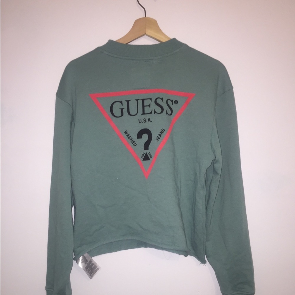 Green guess crew neck